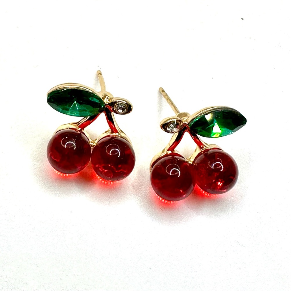 NWOT. Elegant Cherry-Inspired Red and Green Earrings